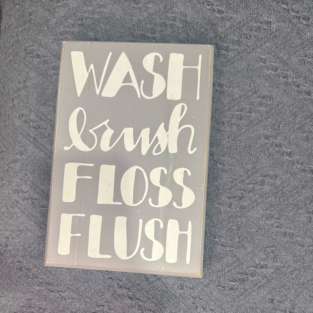 Three girls and a wish Gray Bathroom Decor
